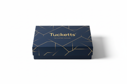 no, quiero una caja sorpresa, por que es un producto sorpresa (solo haz la caja con el logo de tucketts)